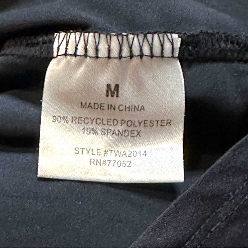 ⭐️HP⭐️NWT Threads 4 Thought Shift Style Moisture Wick Tank Top in Black. Medium - Picture 10 of 13